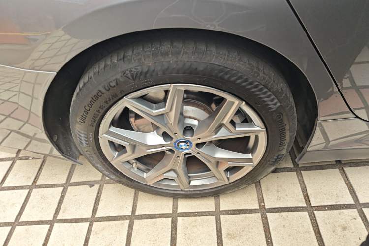 Used BMW i3 2022 eDrive 35 L
