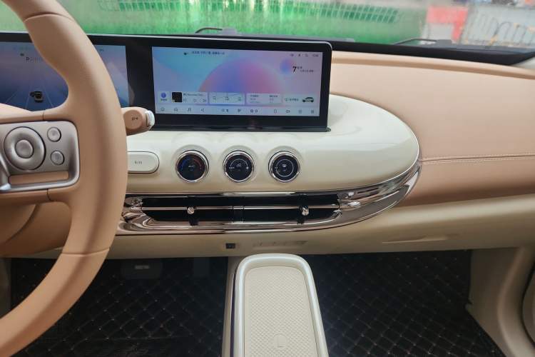 Used Wuling Bingo 2025 333 km Lingxi Connected Version
