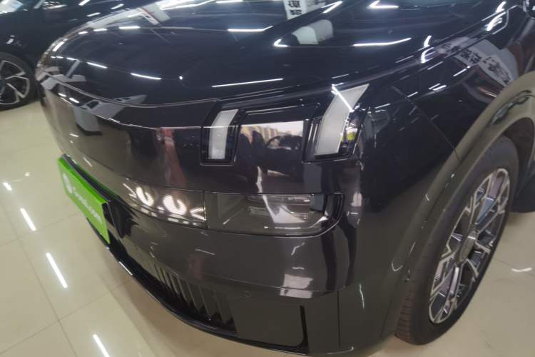 Used Lynk & Co 900 2025 1.5T Ultra
