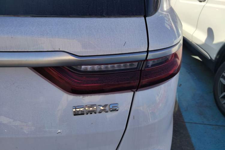 Used Geely Auto Vision X6 2020 1.4T CVT Luxury Edition
