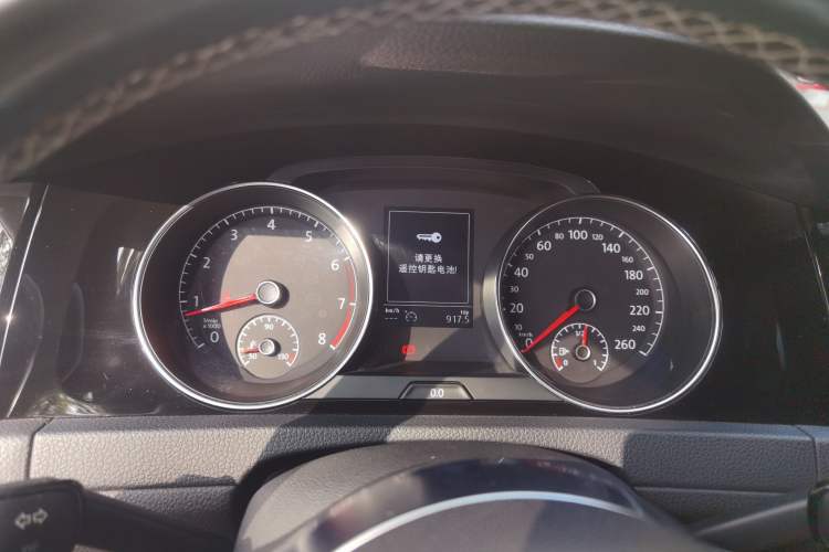 Used Volkswagen Golf 2015 1.4TSI Automatic R-Line
