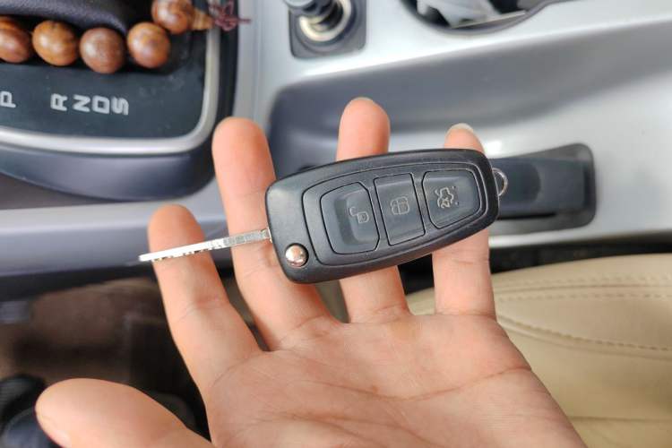 Used Ford Kuga 2013 1.6L GTDi Two-Wheel-Drive Trend Model
