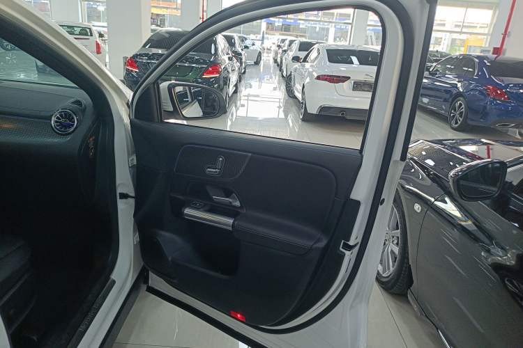 Used Mercedes-Benz GLA 2020 GLA 200
