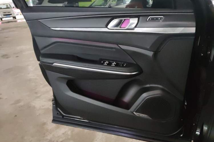 Used Lynk & Co 01 2021 2.0TD Two-Wheel-Drive Pro Trim
