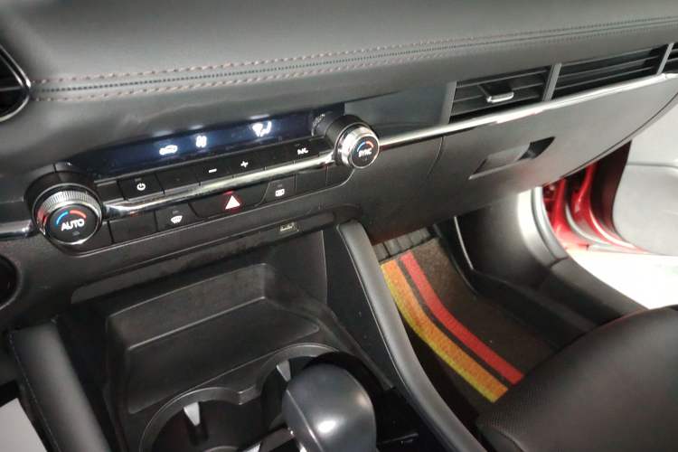 Used Mazda Mazda 3 Axela 2023 2.0L Automatic Zhiya Edition
