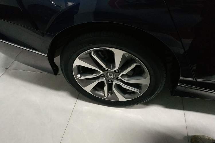 Used Honda Inspire 2019 260TURBO Elegant Edition China VI Emission Standard
