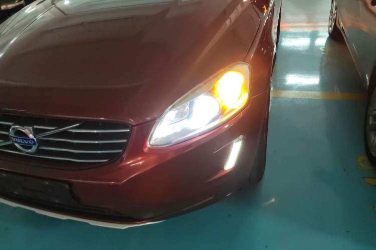 Used Volvo XC60 2014 T5 Zhiyi Edition
