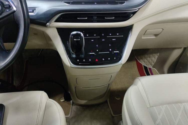 Used Buick GL8 2022 ES Landtrek 653T Flagship Model
