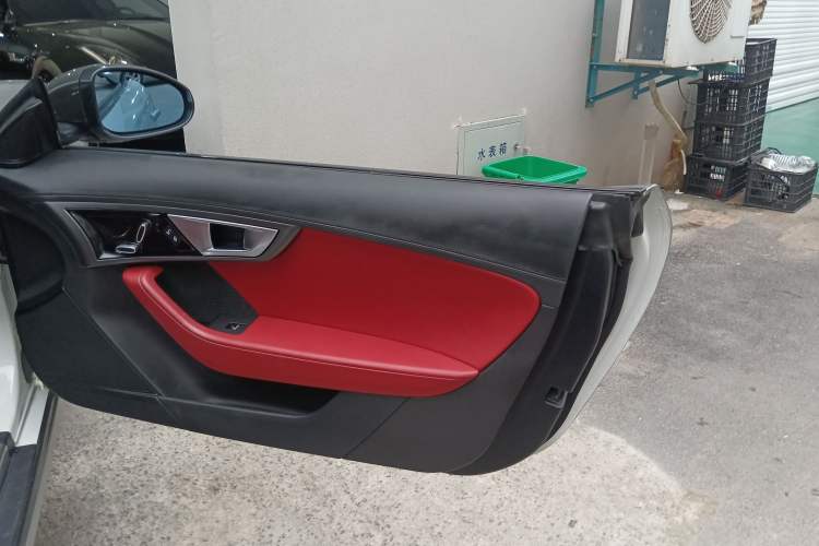 Used Jaguar F-TYPE 2016 3.0 SC Hardtop Version
