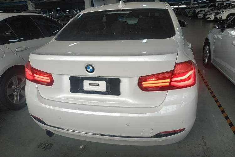 Used BMW 3 Series 2017 318Li Fashion Model
