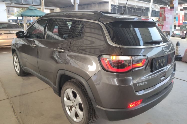 Used  Compass 2017 200T Automatic Family Edition