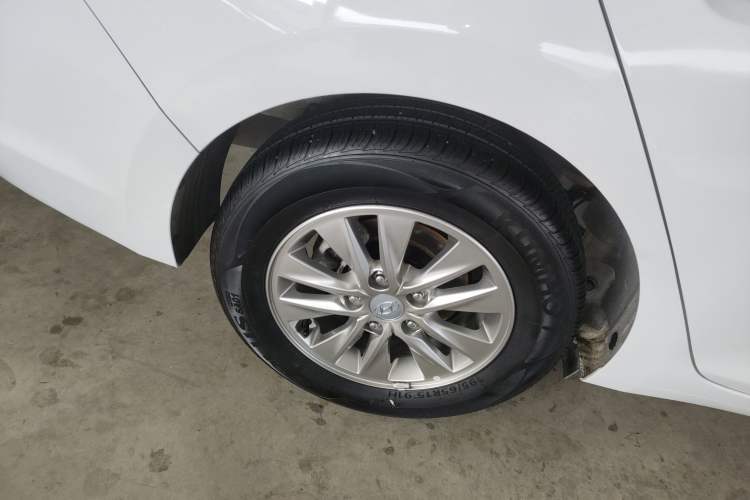 Used Hyundai Celesta 2017 1.6L Automatic Enjoyment Version GLS
