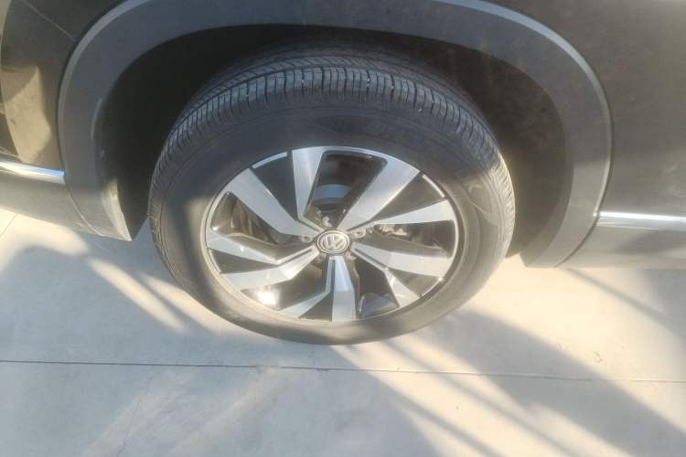 Used Volkswagen Tayron 2020 280TSI Two-Wheel Drive Luxury Connect Edition