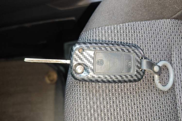 Used Volkswagen Bora 2017 1.6L Automatic Fashion Model
