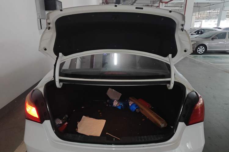 Used Hyundai Mistra 2014 1.8L Automatic Smart GLS
