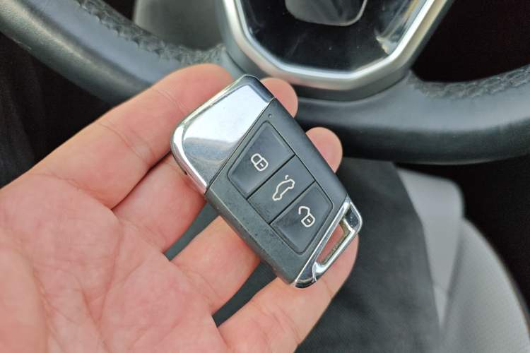 Used Volkswagen Magotan 2023 2 Million Units Commemorative Edition 330TSI DSG Luxury Version
