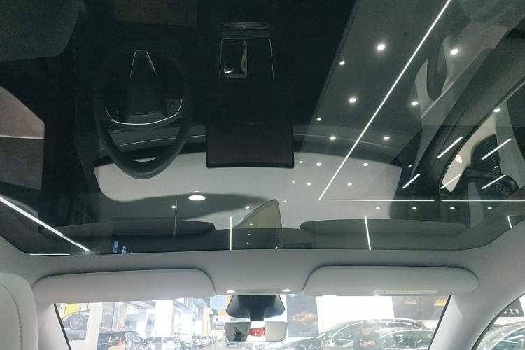 Used Tesla Model Y 2025 Rear-Wheel-Drive Version