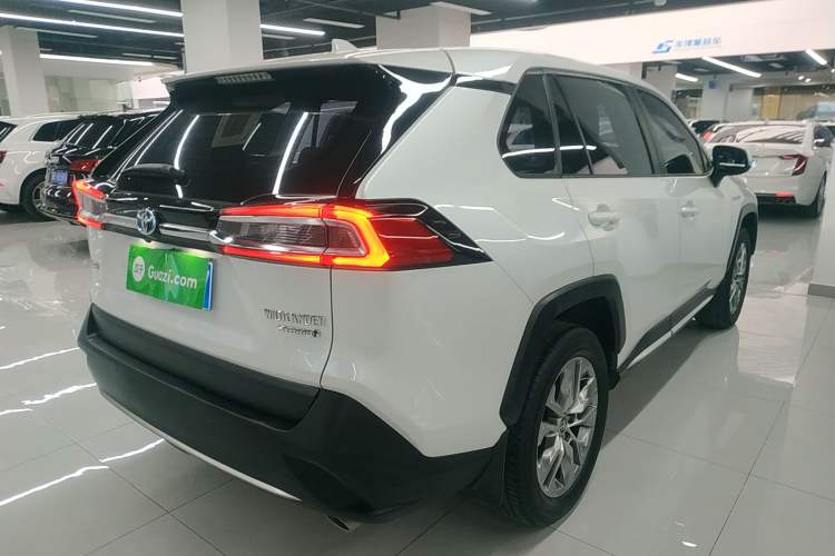 Used Toyota Wildlander 2022 Dual-Engine 2.5L E-CVT Two-Wheel Drive Luxury PLUS Edition
