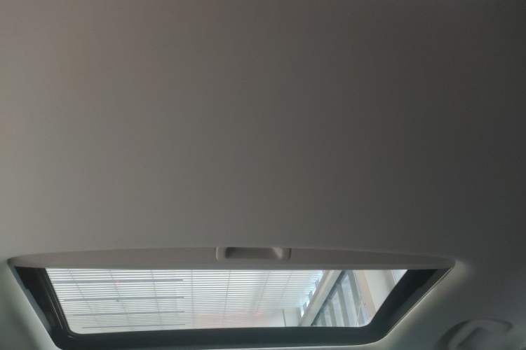 Used Honda Elysion 2022 2.0L eHEV Luxury Edition