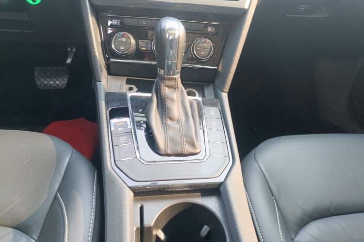 Used Volkswagen Lamando 2017 280TSI DSG Comfort Edition
