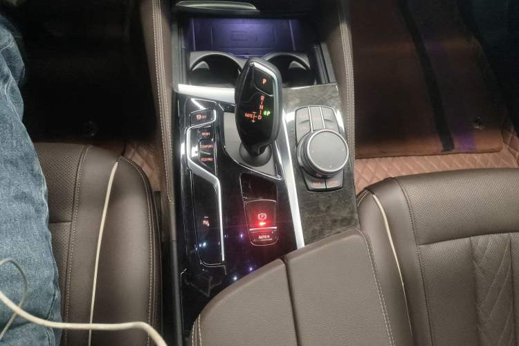 Used BMW 5 Series 2022 Restyled 530Li Leading Edition M Sport Package