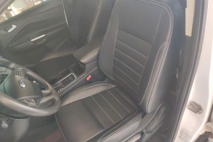 Used Ford Kuga 2017 EcoBoost 180 Two-Wheel-Drive Elite Trim
