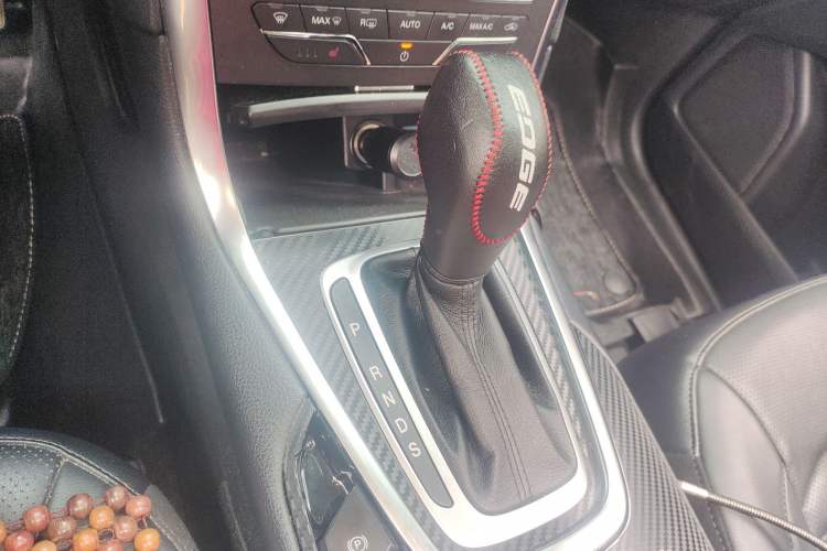 Used Ford Edge 2016 EcoBoost 245 Four-Wheel Drive Titanium Edition 7-Seater
