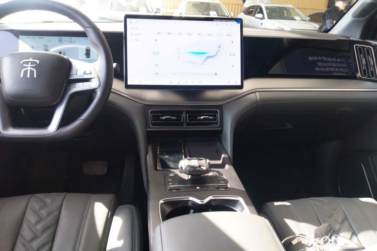 Used BYD Song L DM-i 2025 Intelligent Driving Version 160 km Beyond-Range Type