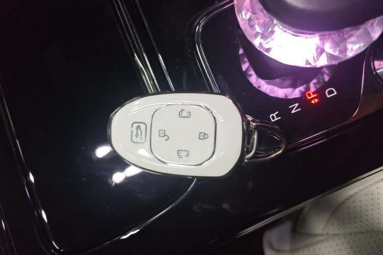 Used GAC Trumpchi M8 2023 Zongshi Series Dual-Motor YuZun Edition