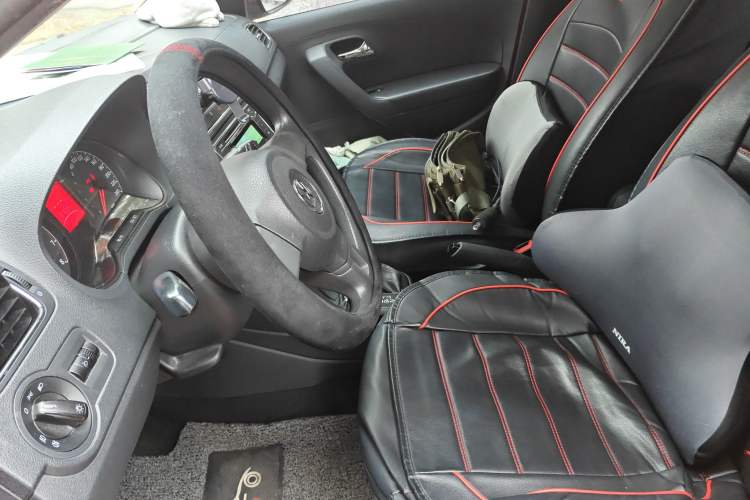 Used Volkswagen Polo 2013 1.4L Automatic Comfort Edition