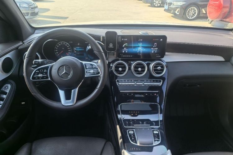 Used Mercedes-Benz GLC 2022 Second Facelift GLC 260 L 4MATIC Dynamic Edition
