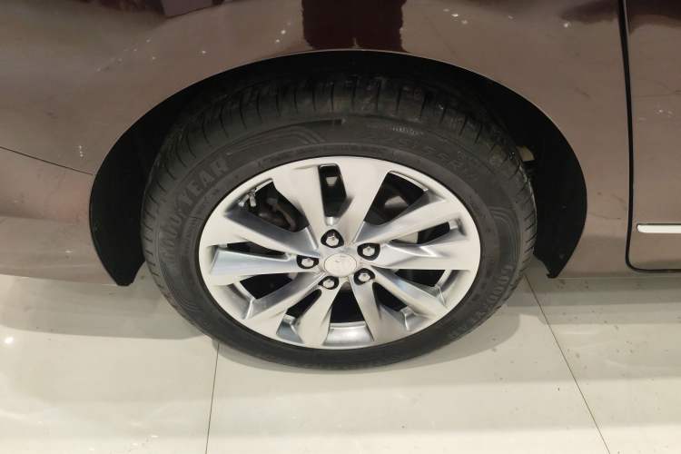 Used Buick GL8 2022 Avenir Aivia Six-Seat Deluxe Edition
