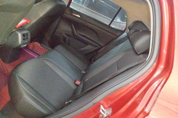 Used Volkswagen Tacqua 2020 1.5L Automatic Yue
