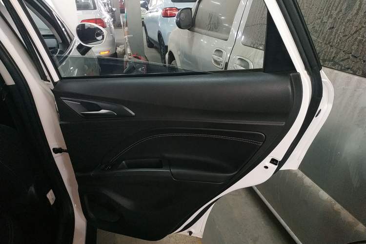 Used NETA V 2021 Standard Range Entertainment Version – Upgraded Model
