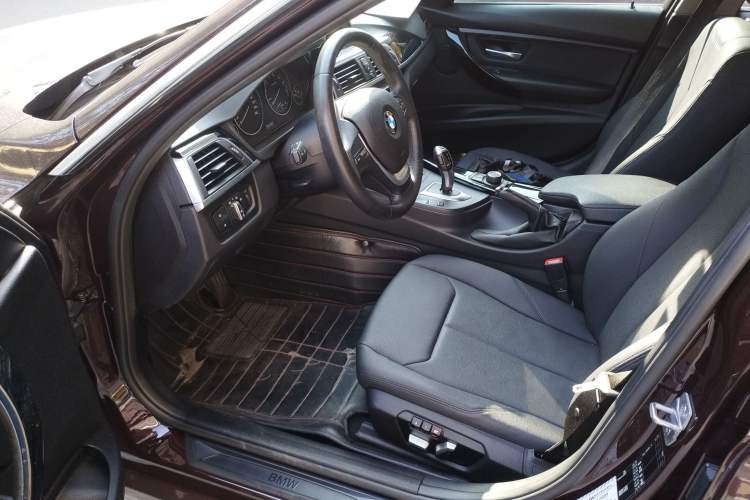 Used BMW 3 Series 2017 320Li Fashion Model
