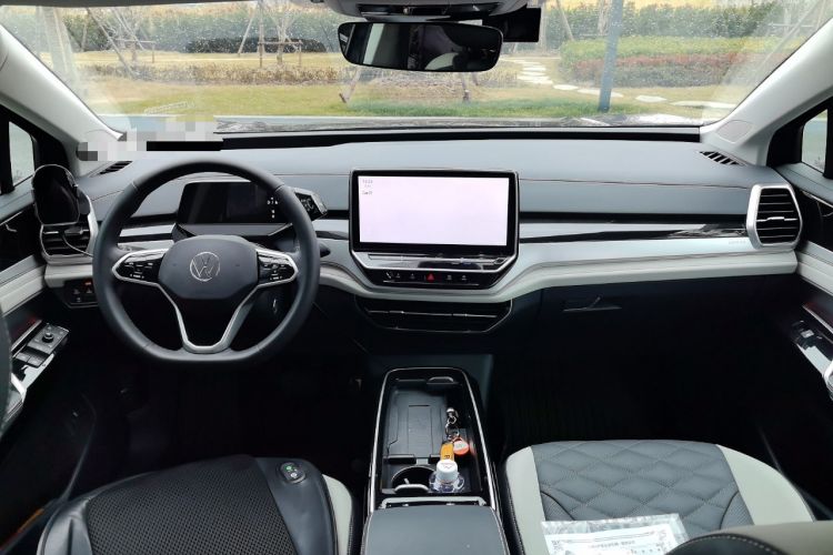 Used Volkswagen ID.6 CROZZ 2024 Facelifted PRO