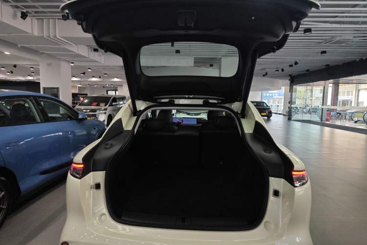 Used  LS6 2025 Lingxi Intelligent Driving Edition
