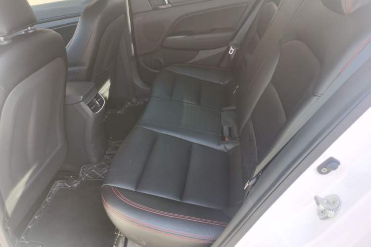 Used Hyundai Elantra 2018 1.4T Dual-Clutch Xuan Dong · Dynamic Edition