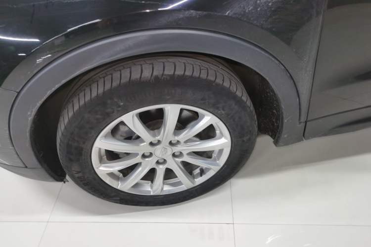 Used Cadillac XT4 2021 28T Two-Wheel Drive Tech Edition