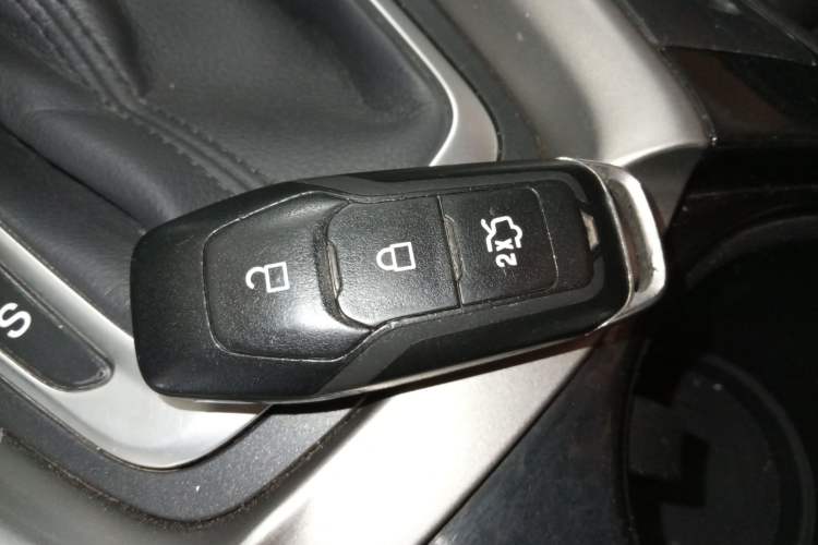 Used Ford Mondeo 2013 2.0L GTDi 200 Fashion Edition
