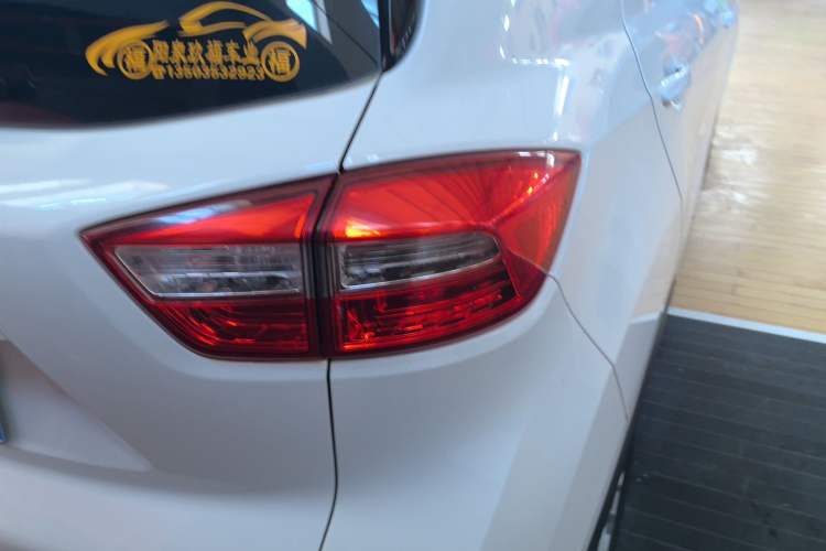 Used Changan CS15 2016 1.5L Automatic Fashion Edition
