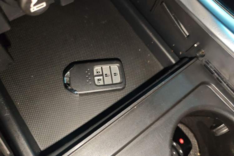 Used Honda Elysion 2019 2.0L Hybrid Luxury Edition
