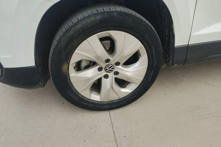 Used Volkswagen Tharu 2023 300TSI Two-Wheel-Drive Crescent Edition
