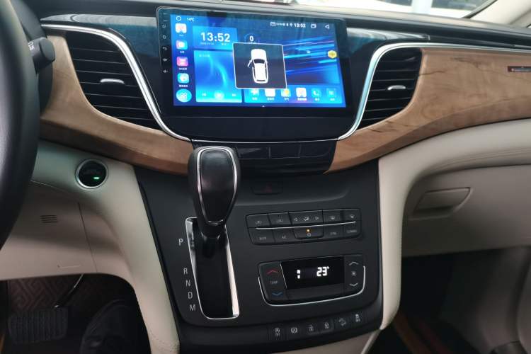 Used Buick GL8 2018 ES 28T Comfort Model China VI Standard
