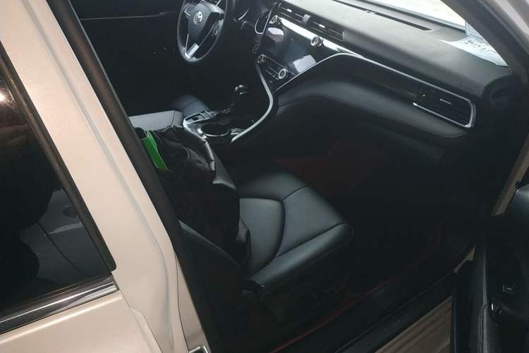 Used Toyota Camry 2019 Revised Version 2.5G Luxury Edition
