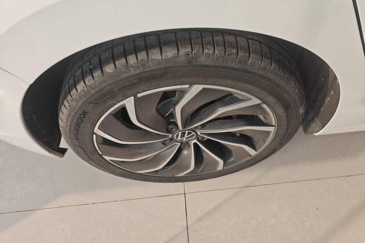 Used Volkswagen Golf 2023 Facelift 280TSI DSG Pro
