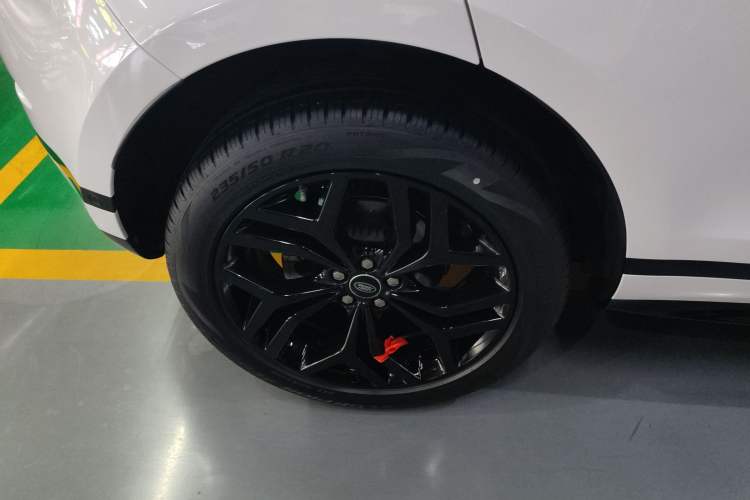 Used Land Rover Range Rover Evoque 2021 Range Rover Velar 249 PS R-Dynamic S Performance Edition