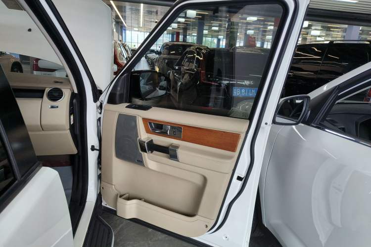 Used Land Rover Discovery 2012 3.0 SDV6 HSE Diesel Version
