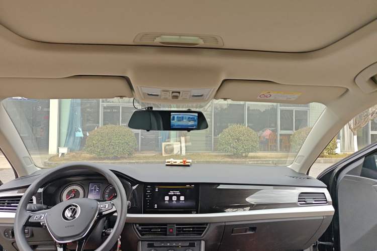 Used Volkswagen Lavida 2019 1.5L Automatic Comfort Edition China VI Standard