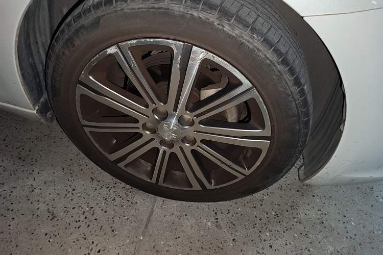 Used Peugeot 408 2014 1.8L Automatic Luxury Edition